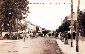 EL ARROUCH - GRANDE RUE UN JOUR DE MARCHE